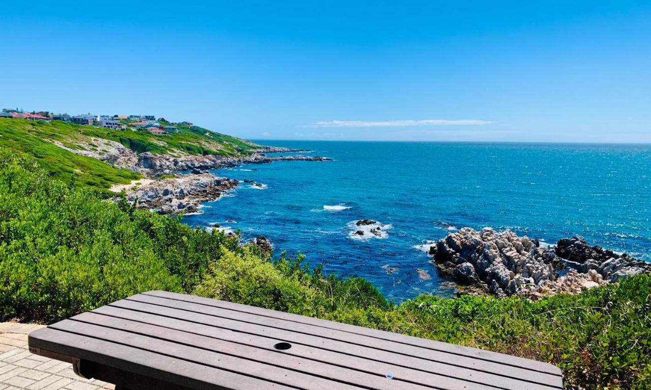 Sage At Whale Cove - Sea Facing Apartment De Kelders Εξωτερικό φωτογραφία