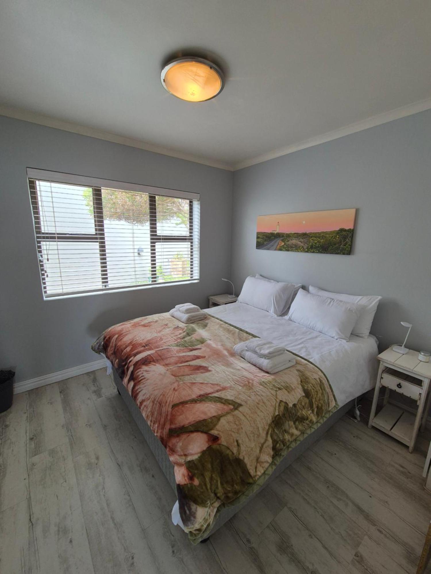 Sage At Whale Cove - Sea Facing Apartment De Kelders Εξωτερικό φωτογραφία